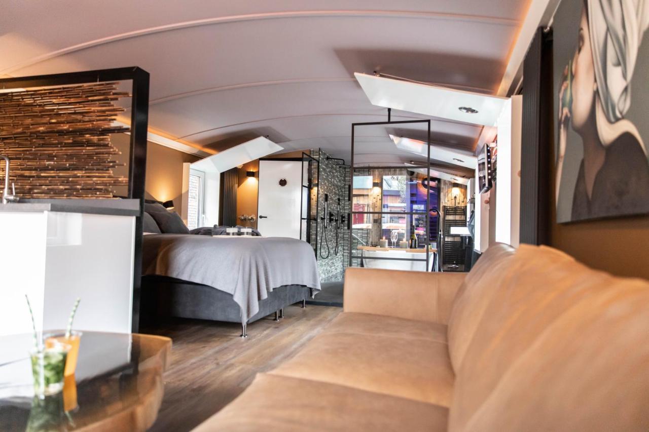 Wellnessboat De Michiel De Ruyter Hotel โกรนิงเงน ภายนอก รูปภาพ