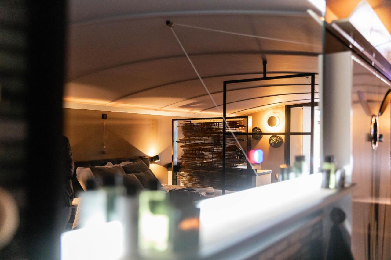Wellnessboat De Michiel De Ruyter Hotel โกรนิงเงน ภายนอก รูปภาพ